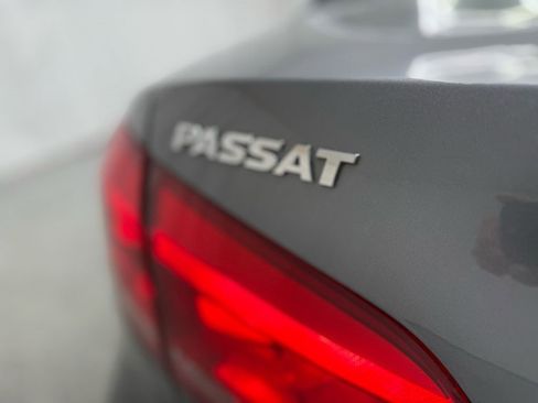 Used 2012 Volkswagen Passat 2.5 SE image 36