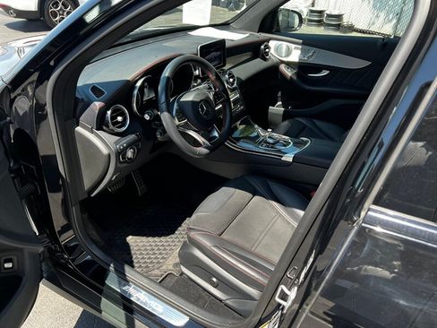 Used 2019 Mercedes-Benz GLC 43 AMG 4MATIC image 17