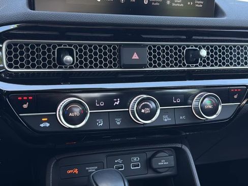 Used 2024 Honda Civic Touring image 29