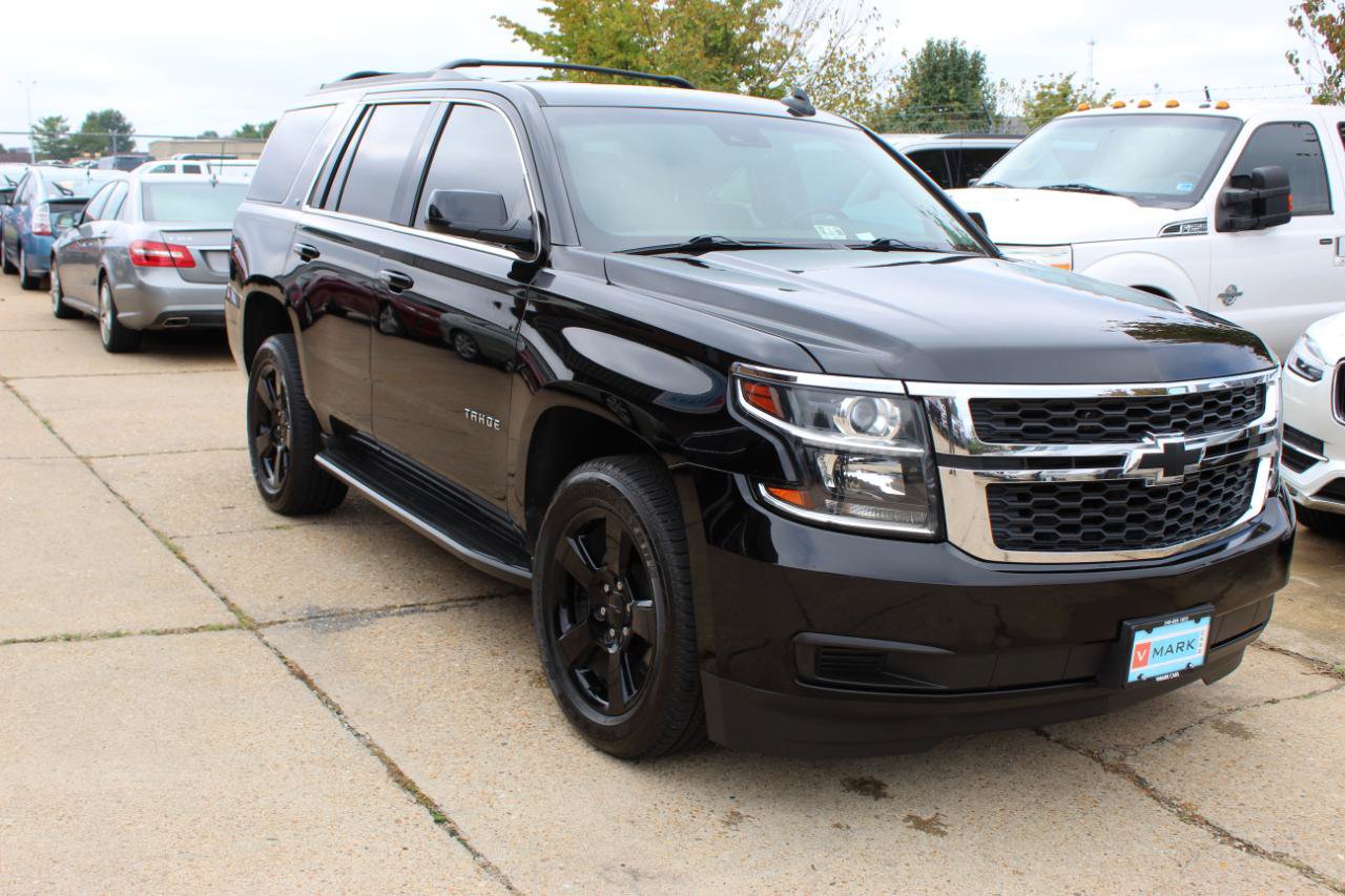 Used 2018 Chevrolet Tahoe LT w/ LT Midnight Edition AWD/4WD image 8