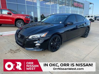 Used 2022 Nissan Altima 2.5 SR w/ Midnight Edition Package