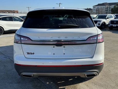 Used 2022 Lincoln Nautilus Reserve w/ Luxury Package image 9