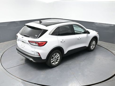 Used 2020 Ford Escape SE AWD/4WD image 14