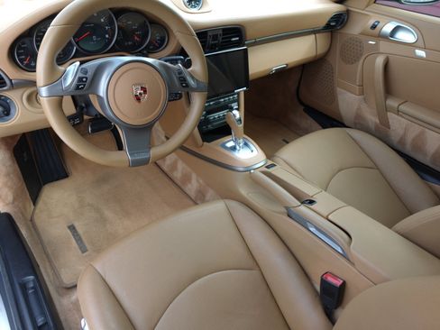 Used 2010 Porsche 911 Carrera image 12