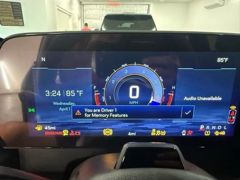 New 2026 Chevrolet Traverse High Country image 18