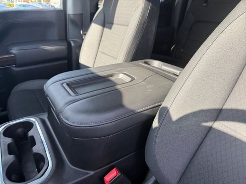 Used 2021 GMC Sierra 1500 Elevation w/ Preferred Package image 14