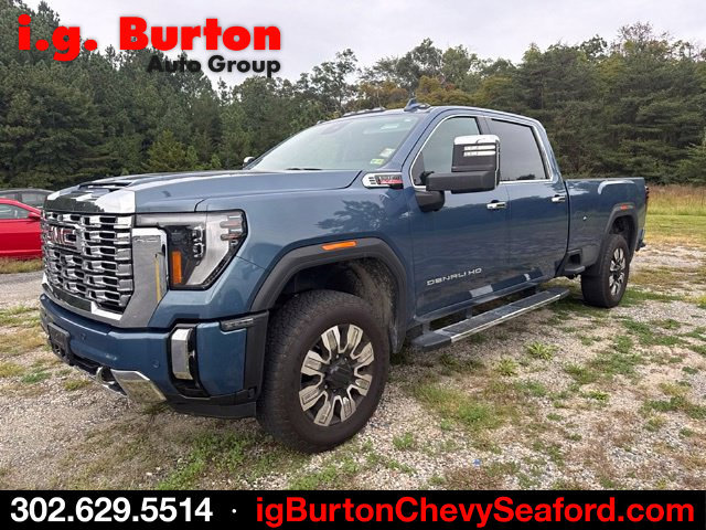 Used 2025 GMC Sierra 3500 Denali AWD/4WD image 3