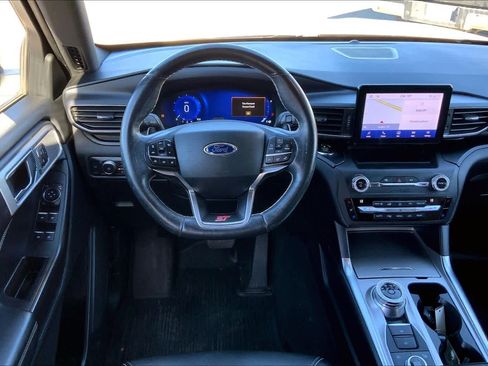 Used 2020 Ford Explorer ST image 5