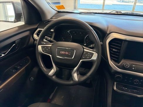 Used 2023 GMC Acadia SLE w/ Driver Convenience Package image 26