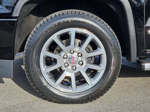 Used 2018 GMC Sierra 1500 Denali AWD/4WD image 10