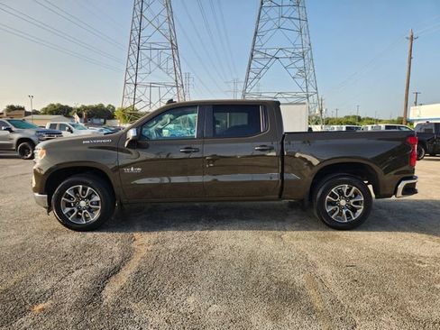 Used 2023 Chevrolet Silverado 1500 LT w/ Texas Edition Plus RWD image 4