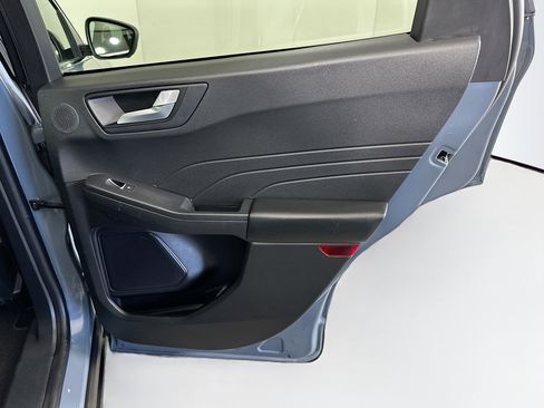 Used 2023 Ford Escape SE w/ PHEV Premium Package image 32