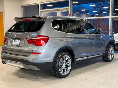 Used 2017 BMW X3 xDrive28i image 12
