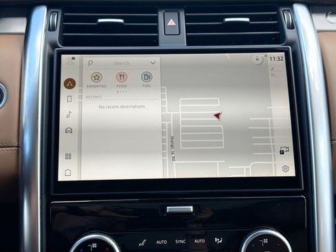 New 2026 Land Rover Discovery Limited Edition AWD/4WD image 34