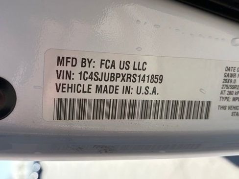 Used 2024 Jeep Wagoneer Series II image 39