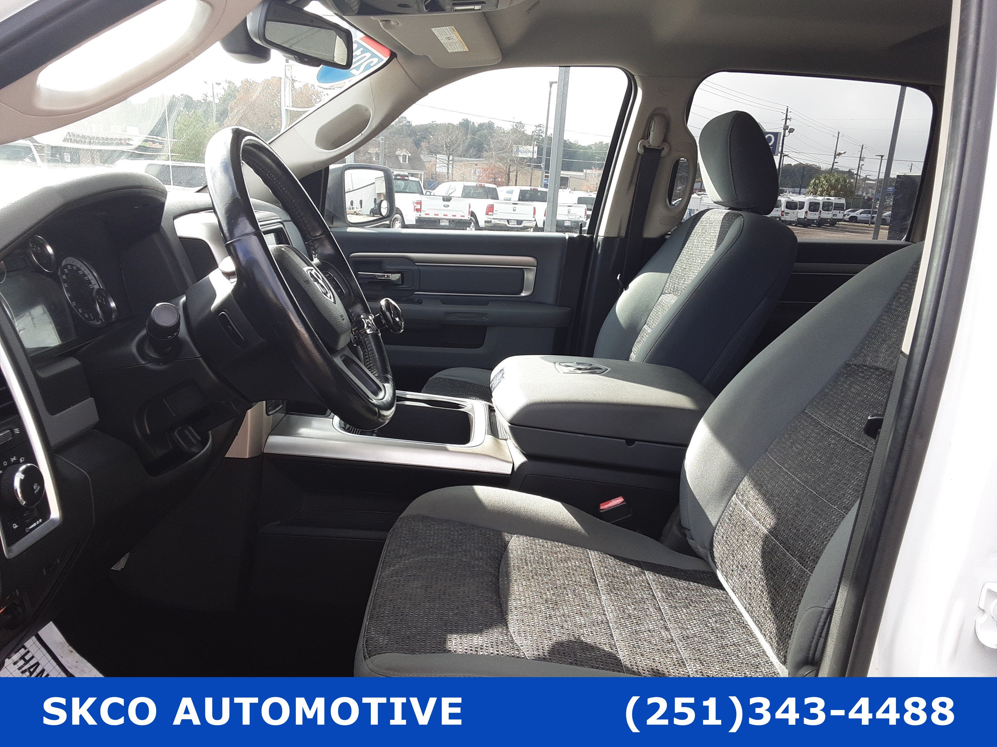 Used 2019 RAM 1500 Big Horn AWD/4WD image 11