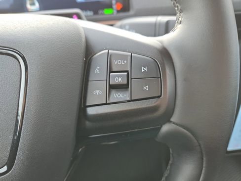 Certified 2025 Ford Mustang Mach-E Select w/ Comfort Package Lite image 15