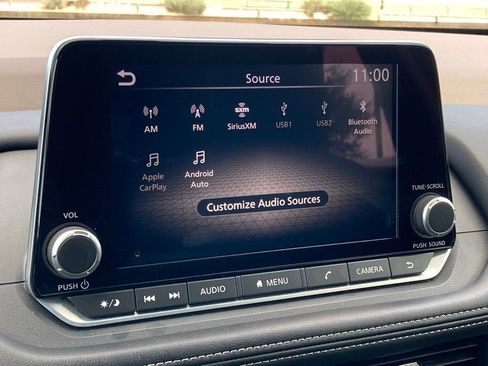 Used 2023 Nissan Rogue S image 19