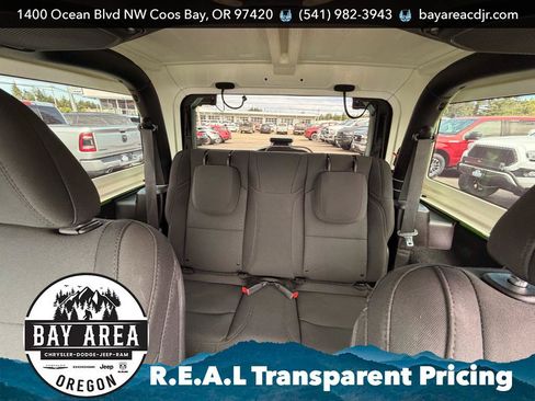 Used 2019 Jeep Wrangler Sport AWD/4WD image 14