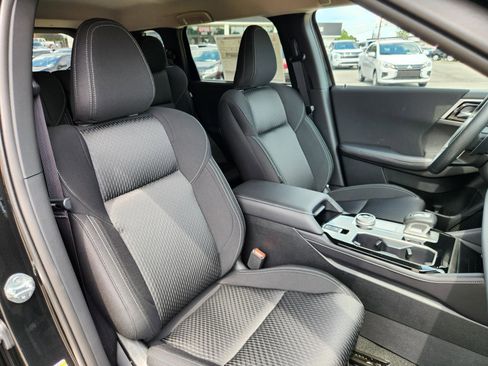 New 2025 Mitsubishi Outlander ES image 19