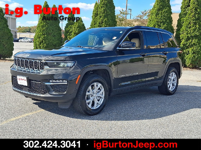 Certified 2023 Jeep Grand Cherokee Limited AWD/4WD image 3