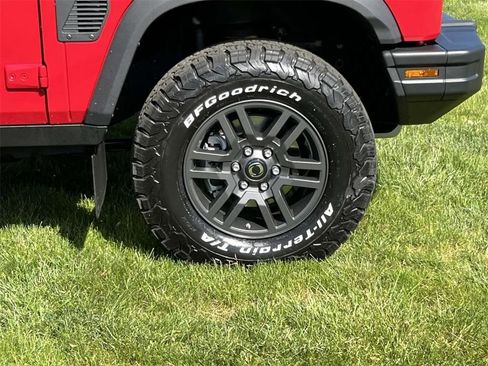 Used 2025 INEOS Grenadier image 9