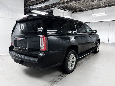 Used 2020 GMC Yukon XL SLT w/ HD Trailering Package image 5