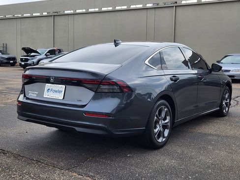 Used 2023 Honda Accord EX image 7