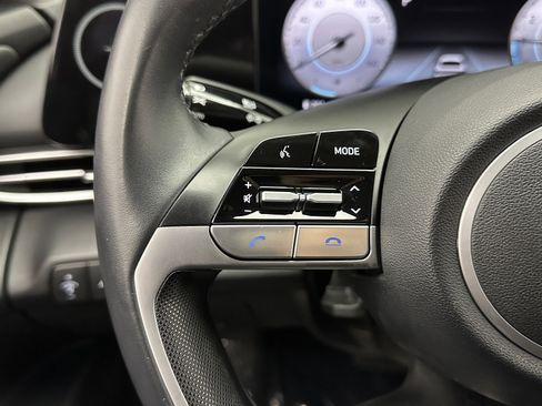 Used 2023 Hyundai Elantra SEL w/ Convenience Package image 19