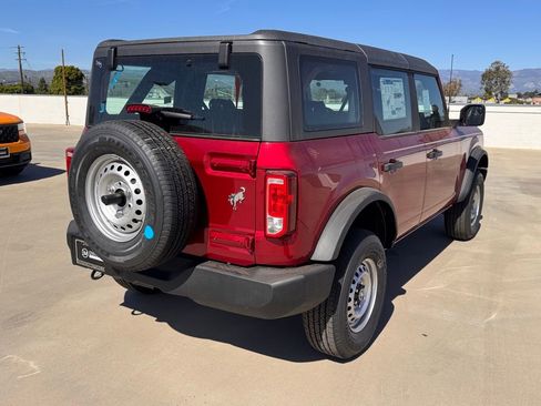 New 2026 Ford Bronco 4-Door image 12