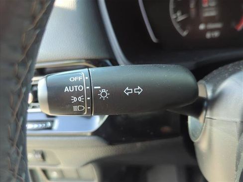 Used 2022 Honda Civic Sport image 14