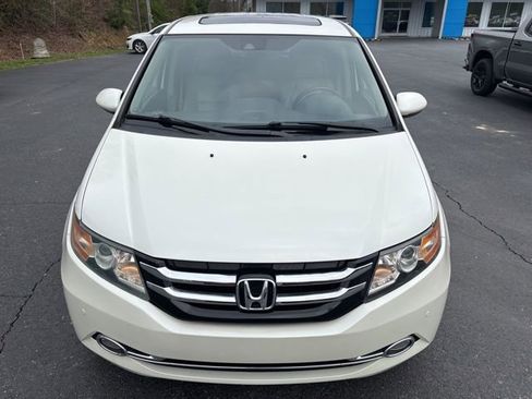 Used 2015 Honda Odyssey Touring Elite image 10