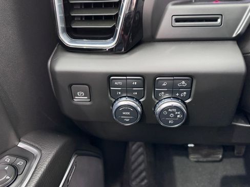 Certified 2023 GMC Sierra 1500 Denali image 22