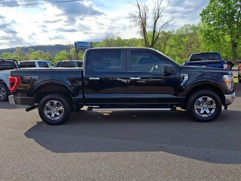 Certified 2022 Ford F150 XLT w/ XTR Package AWD/4WD image 12