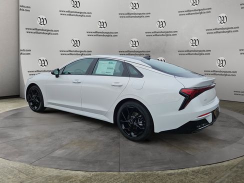 New 2026 Kia K5 GT-Line image 3
