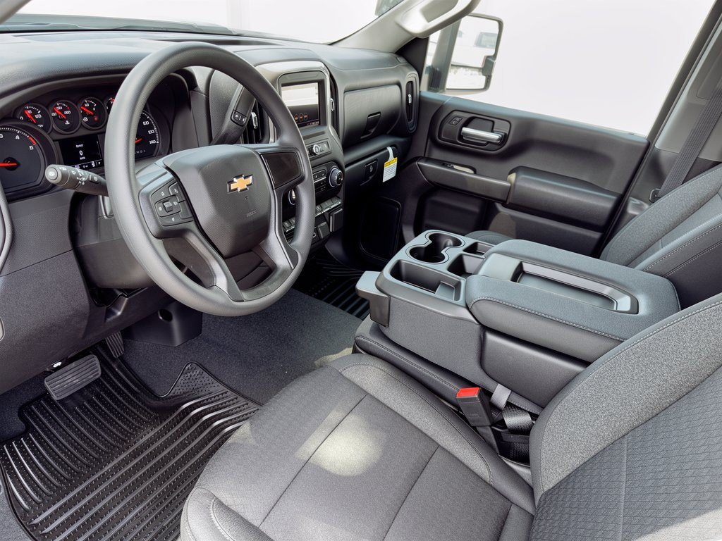 New 2026 Chevrolet Silverado 2500 Custom w/ Custom Value Package AWD/4WD image 4