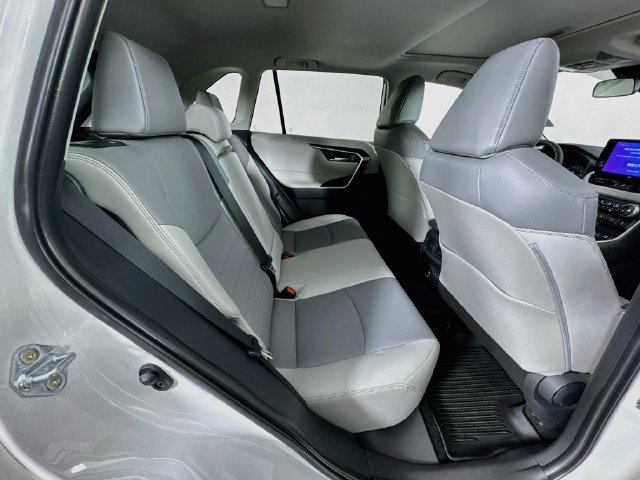 Used 2025 Toyota RAV4 XLE Premium w/ Weather Package AWD/4WD image 35