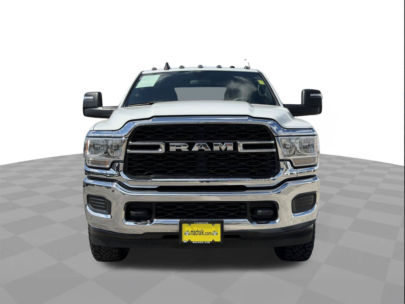 Used 2024 RAM 2500 Tradesman w/ Chrome Appearance Group AWD/4WD image 7