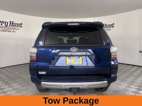 Used 2022 Toyota 4Runner TRD Off-Road Premium image 6