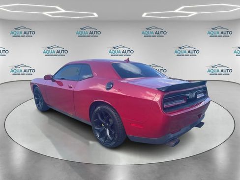 Used 2015 Dodge Challenger SXT Plus w/ Driver Convenience Group image 6