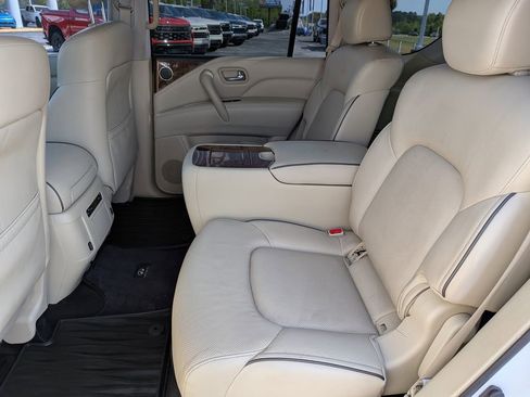 Used 2019 INFINITI QX80 Luxe w/ All-Season Package RWD image 18