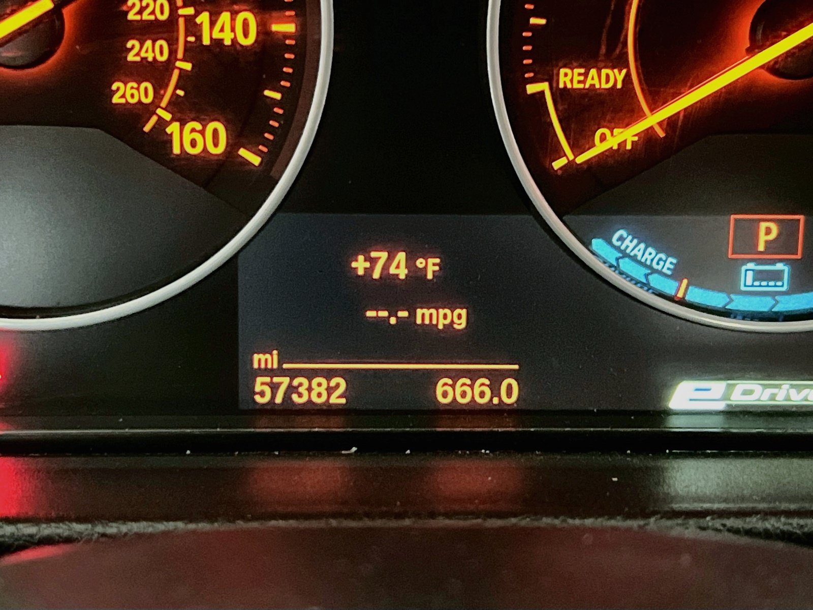 Used 2018 BMW 330e RWD image 8