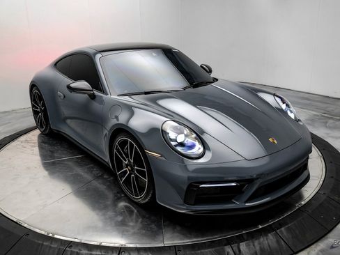 Used 2024 Porsche 911 Carrera GTS image 21