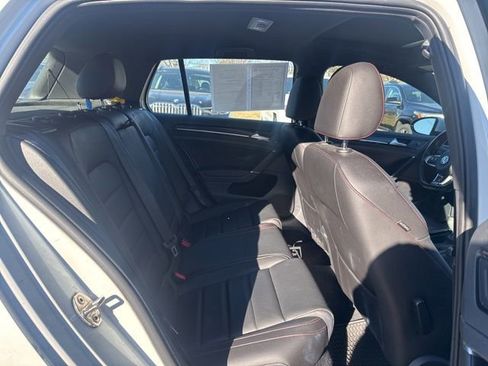 Used 2017 Volkswagen GTI S image 11