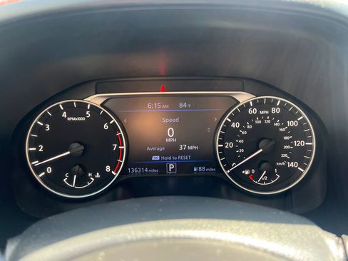 Used 2021 Nissan Altima 2.5 SR FWD image 15