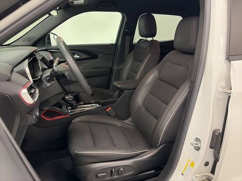 Used 2023 Chevrolet TrailBlazer RS w/ Convenience Package AWD/4WD image 15