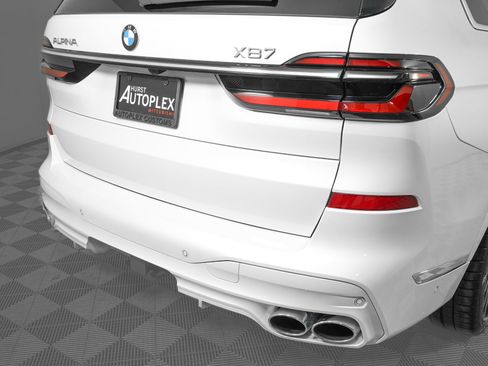 Used 2025 BMW ALPINA XB7 ALPINA XB7 image 35