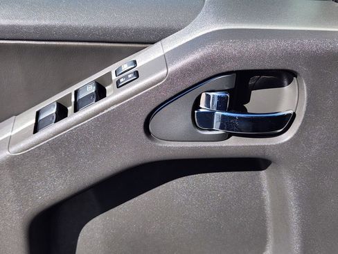 Used 2017 Nissan Frontier PRO-4X w/ Pro-4x Luxury Package image 19