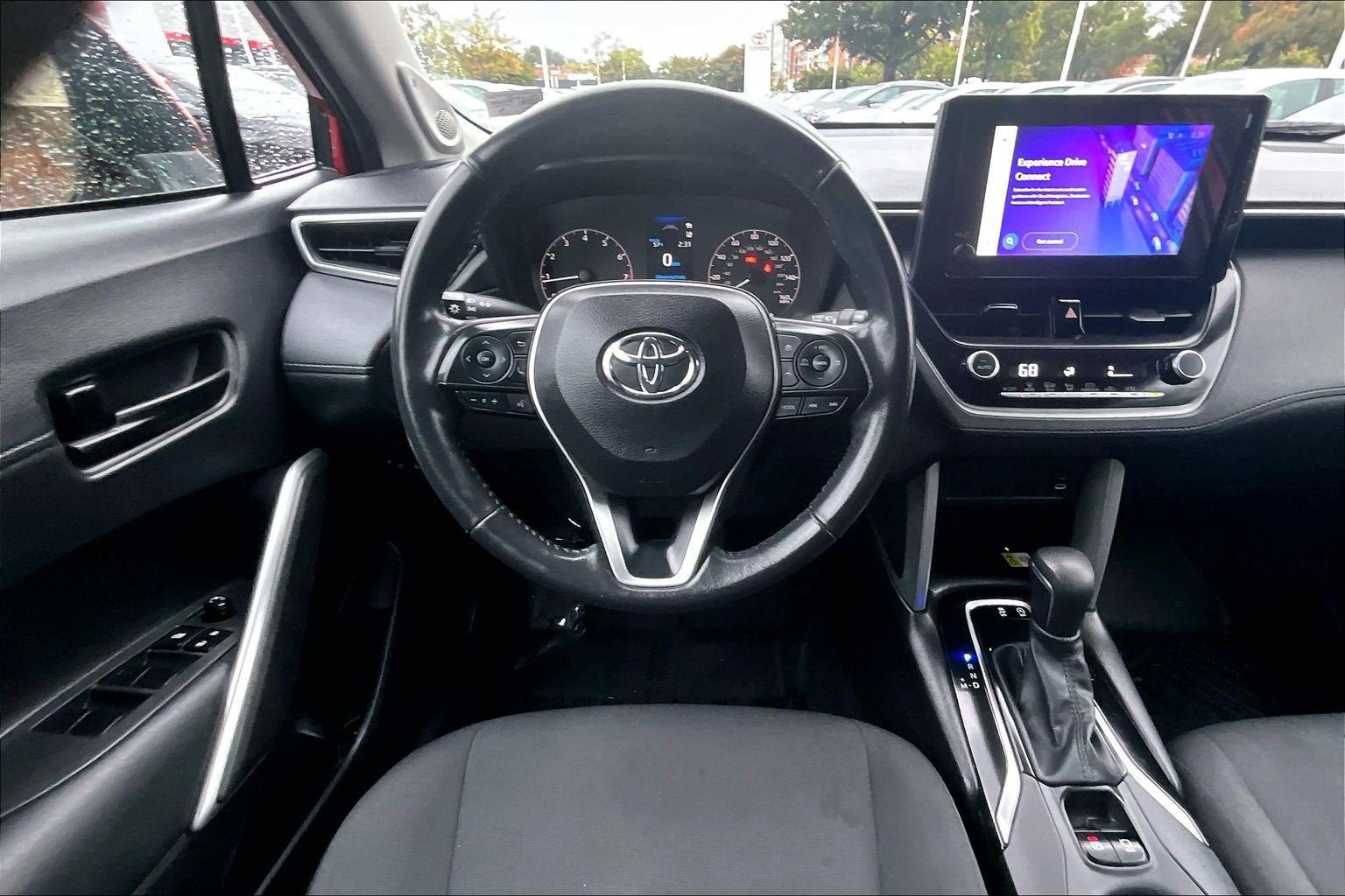 Used 2023 Toyota Corolla Cross LE w/ Moonroof Package AWD/4WD image 5