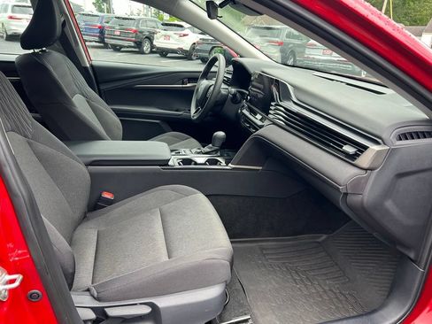 Used 2025 Toyota Camry LE FWD image 24